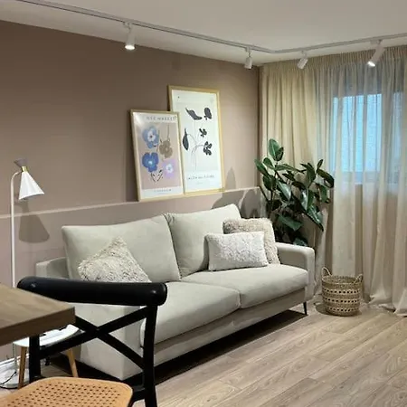 Cozy 31 With Garden, Bbq & Free Parking Apartment *