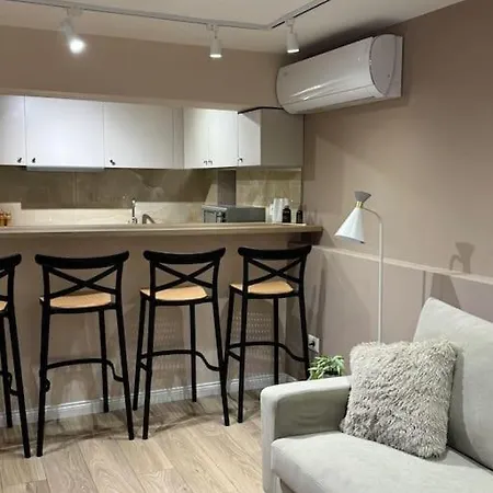 Apartment Cozy 31 With Garden, Bbq & Free Parking Tirana