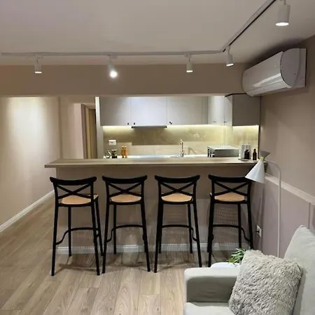 Cozy 31 With Garden, Bbq & Free Parking * Tirana