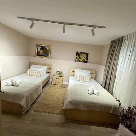 Cozy 31 With Garden, Bbq & Free Parking